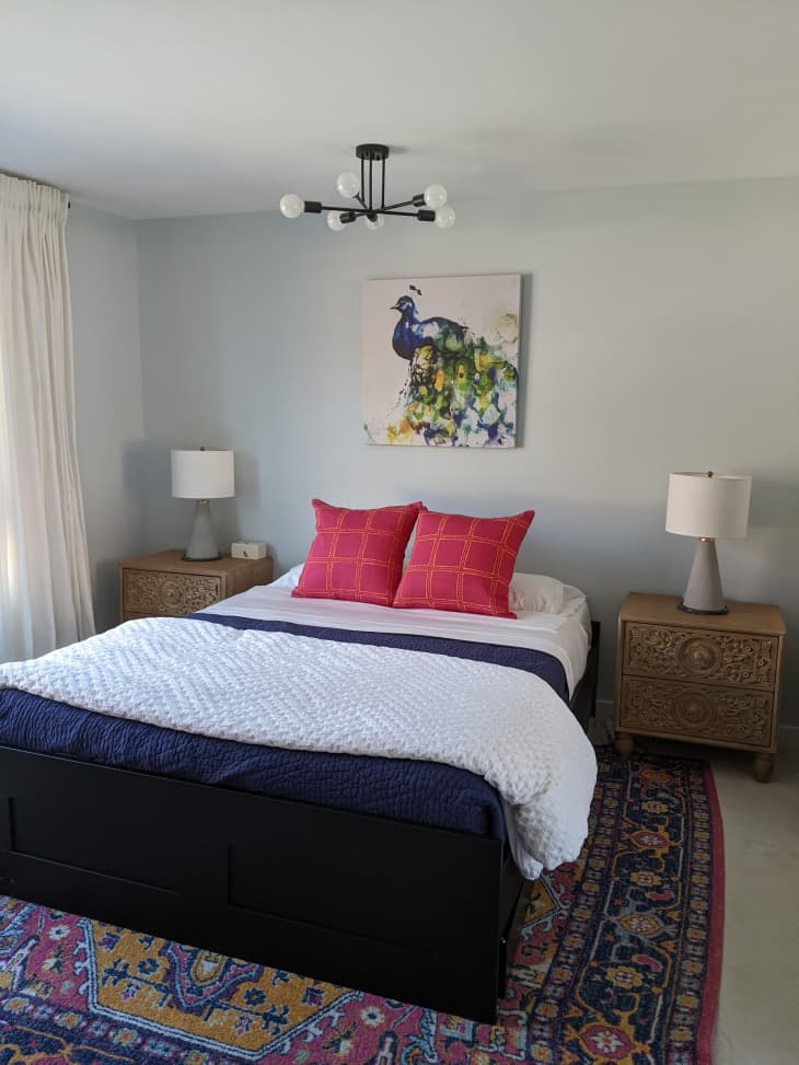 San Francisco Condo Shows How to Do Colorful With a Neutral Base